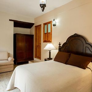Habitación con Cama Queen